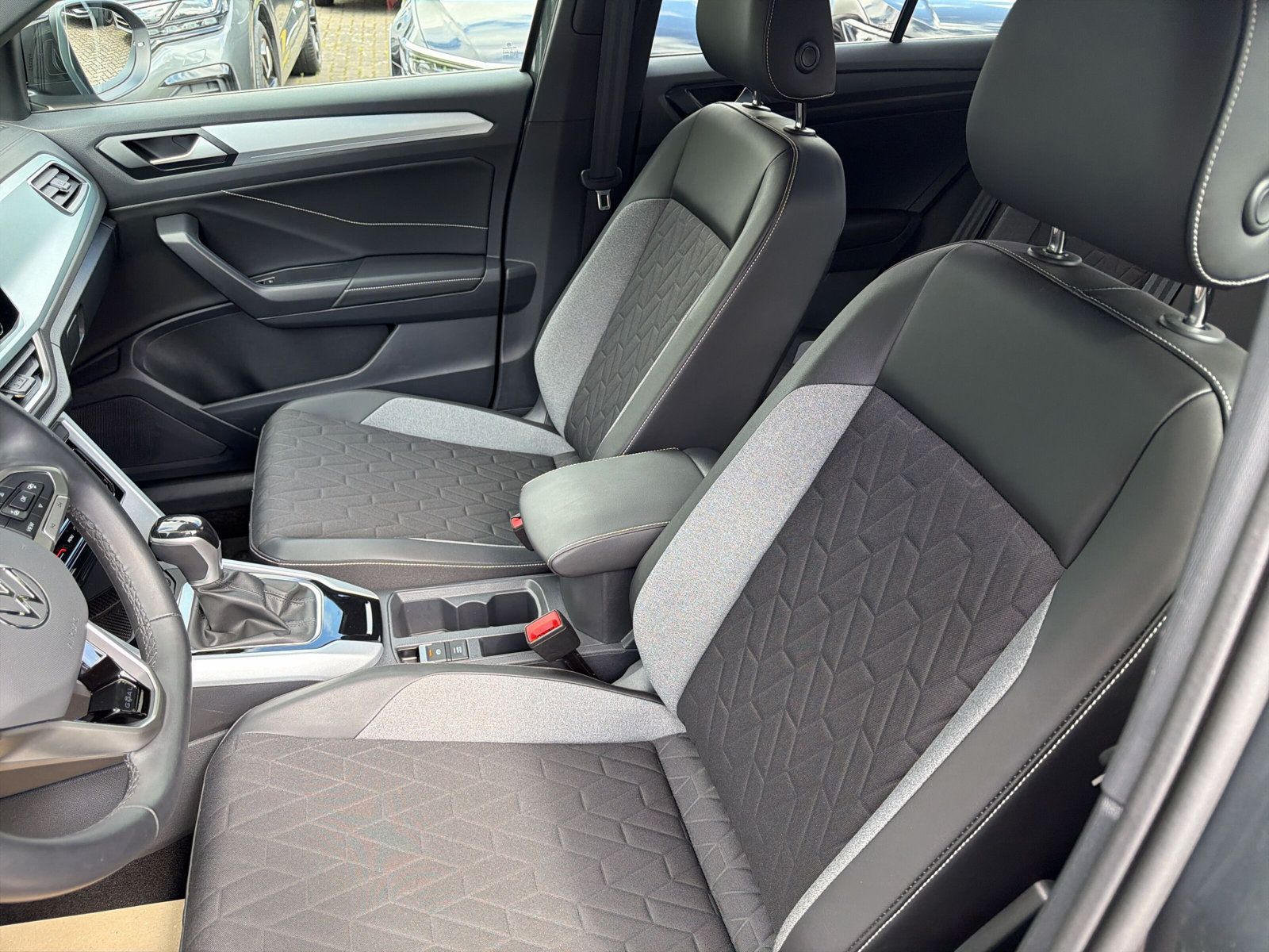 T-Roc Goal TSi DSG Navi AZV Kamera LED Goal