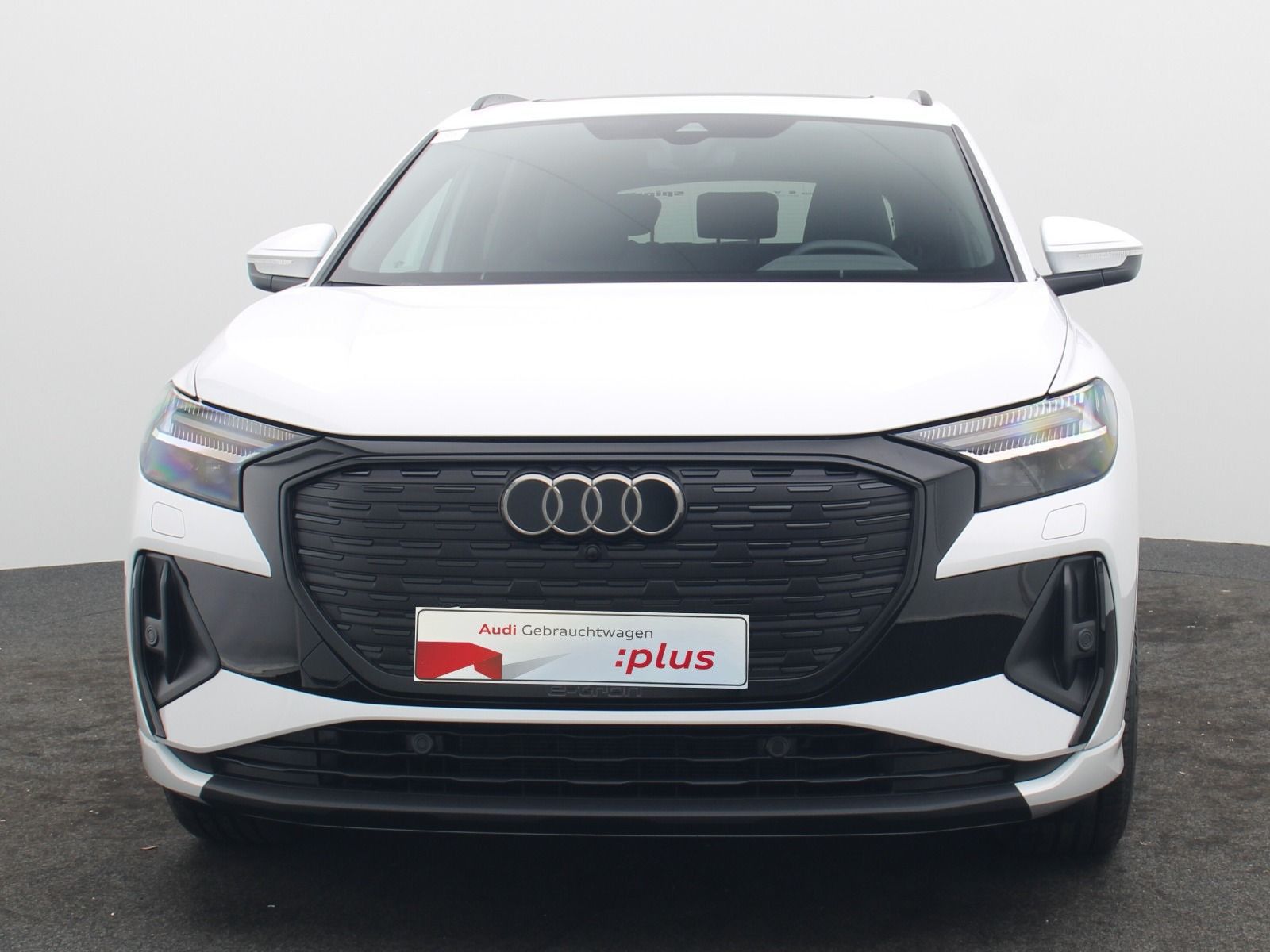 Audi Q4 e-tron S-Line 45 quattro Matrix Pano AHK foto 3