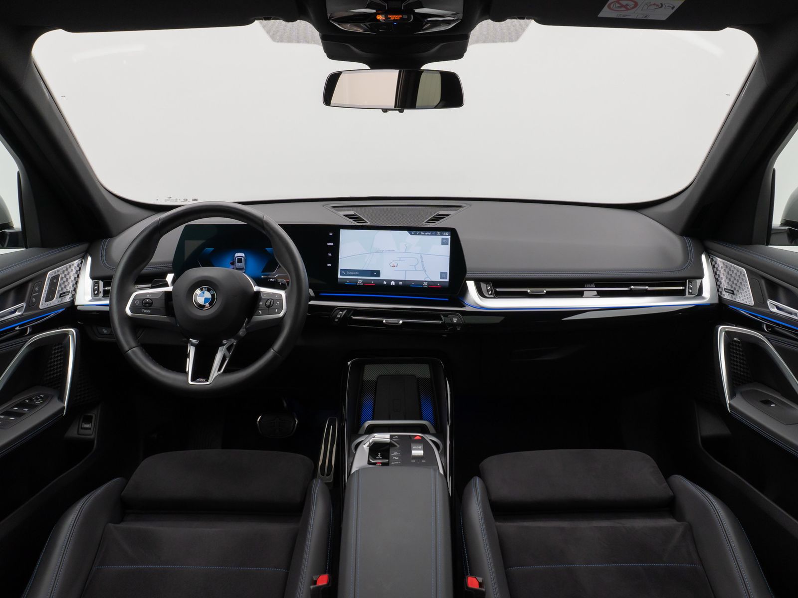 Fahrzeugabbildung BMW X1 sD20i M Sport Panorama Kamera DAB H/K Komfort