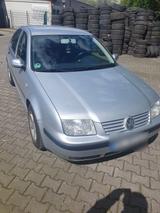 Volkswagen VW Bora 2.0 TÜV Neu - Volkswagen Bora in Duisburg