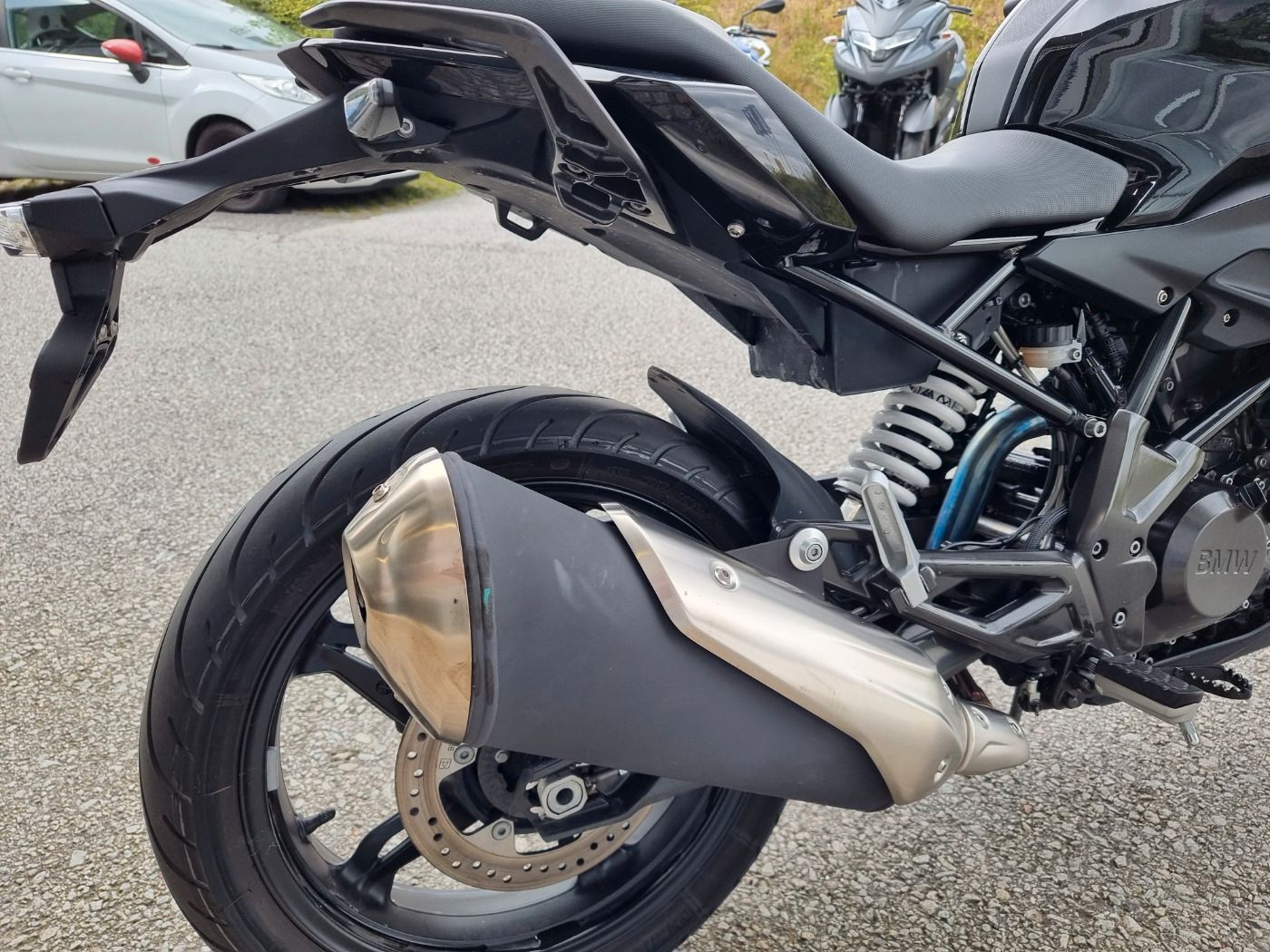 Fahrzeugabbildung BMW G 310 R Tieferlegung 4cm