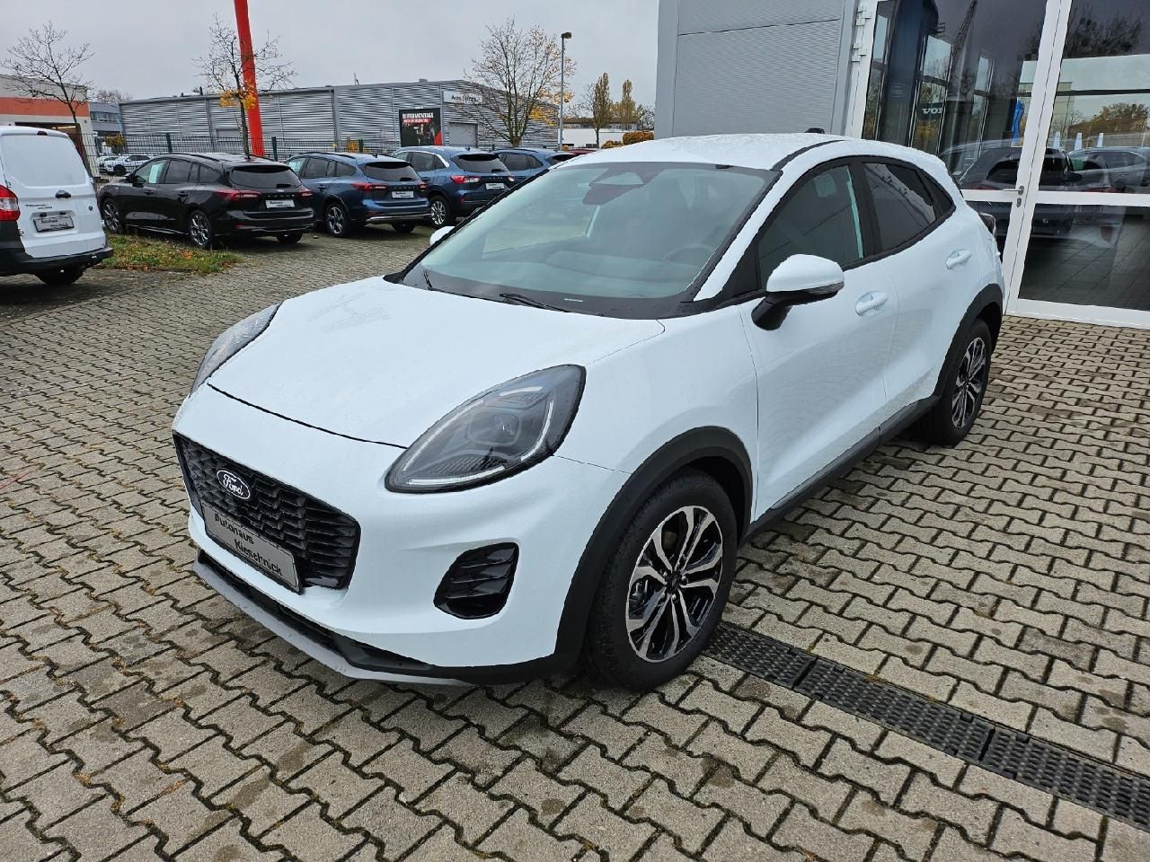 Fahrzeugabbildung Ford Puma Titanium
