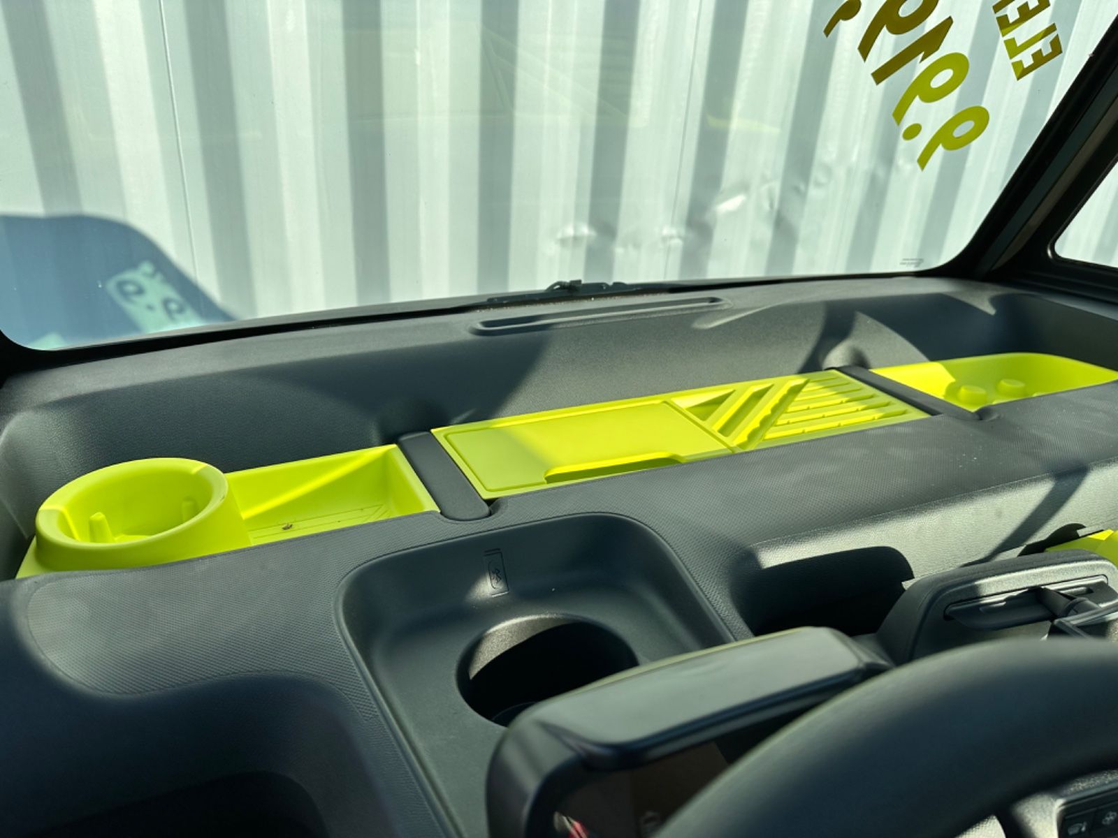Fahrzeugabbildung Opel Rocks-e Tekno