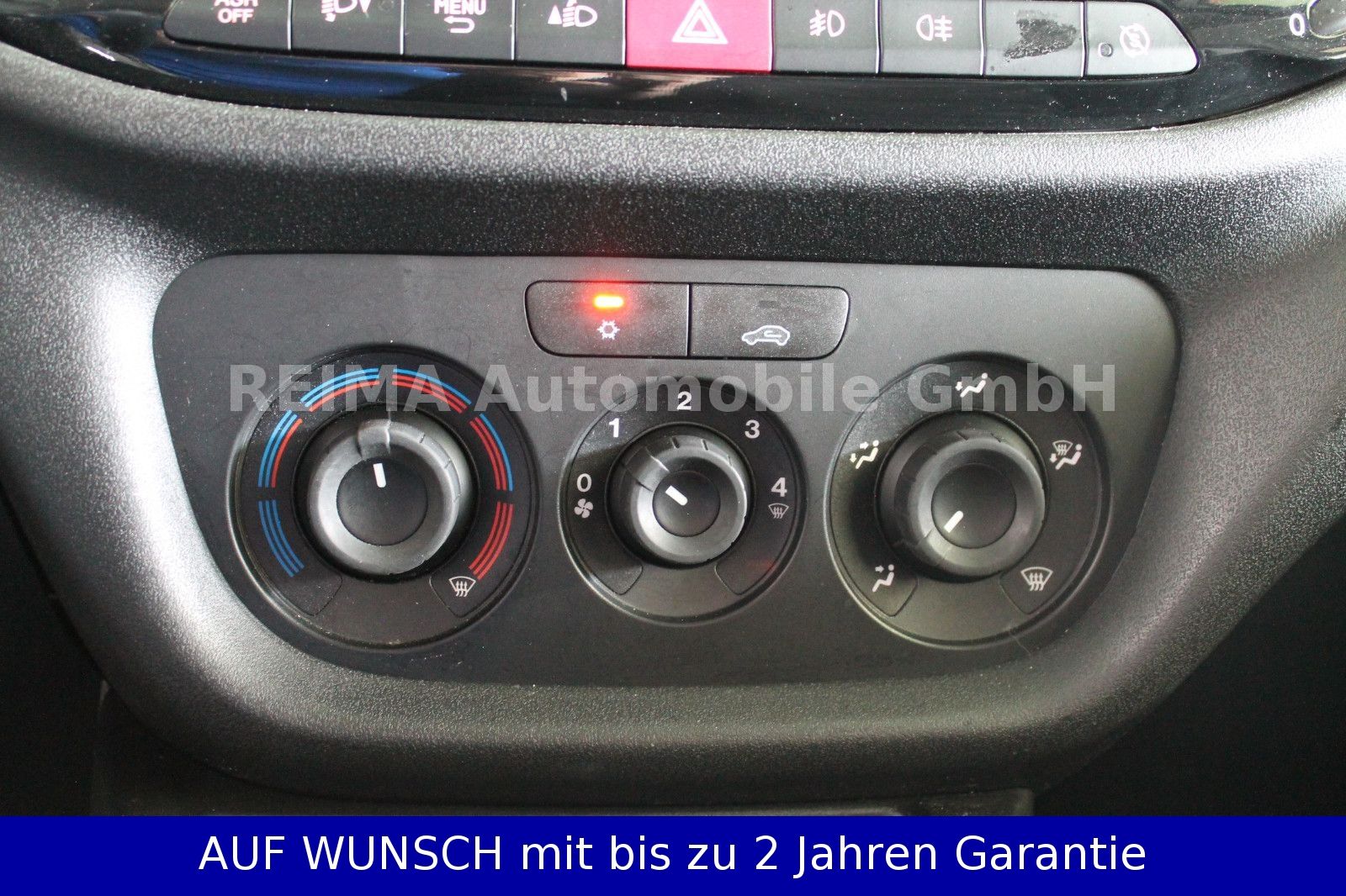 Fahrzeugabbildung Fiat Doblo Doblò SX 1,6 D  Kasten, Klima, Apple Car