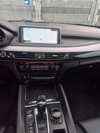 BMW X6 - 10