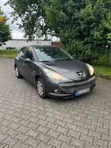 Peugeot  206+ Tüv bis 12/25 - Peugeot 206 in Düsseldorf