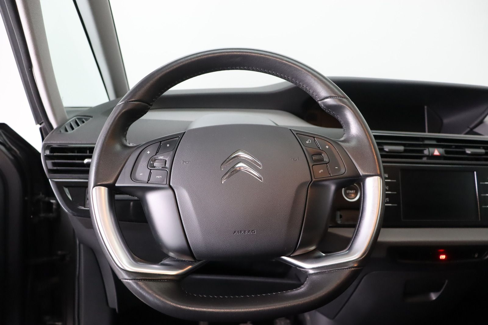 Fahrzeugabbildung Citroën C4 Spacetourer *RFK * Navi * Sitzhg. * Tempomat