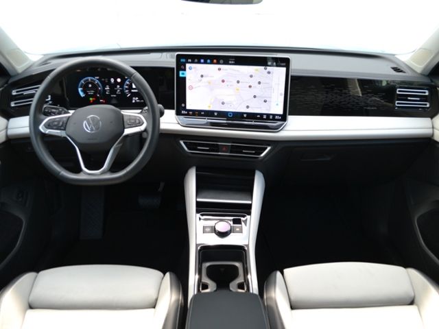 Tiguan 2.0 TDI DSG Elegance UPE: 65.801€/AHK/PAN