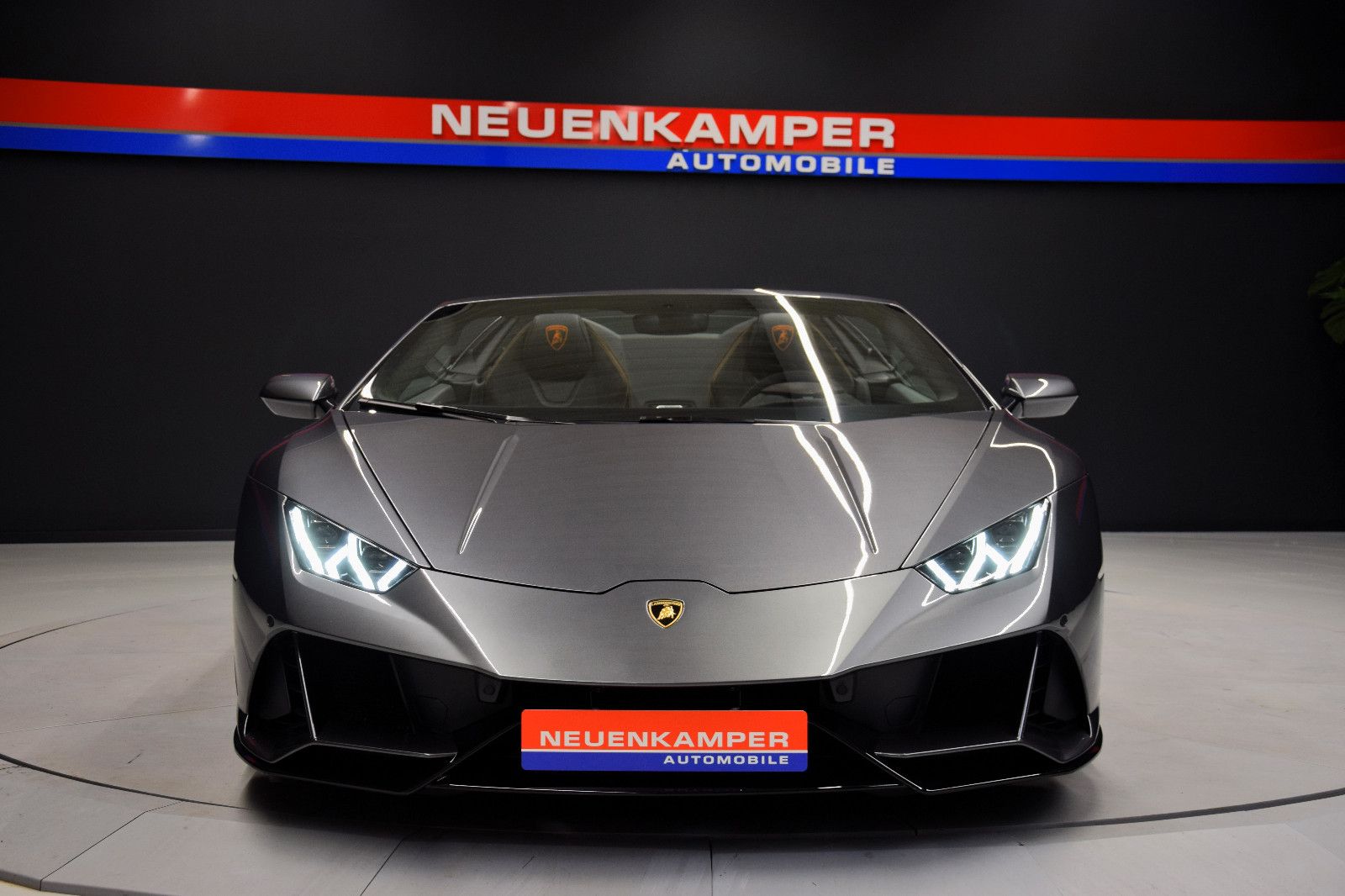 Fahrzeugabbildung Lamborghini Huracán EVO Spyder Carbon Lift Approved +Service