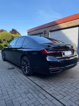 BMW 730d*FACELIFT*L.COGNAC*SITZKLIMA*MASSAGE*TABLET - BMW 730 Gebrauchtwagen in Mülheim (Ruhr)