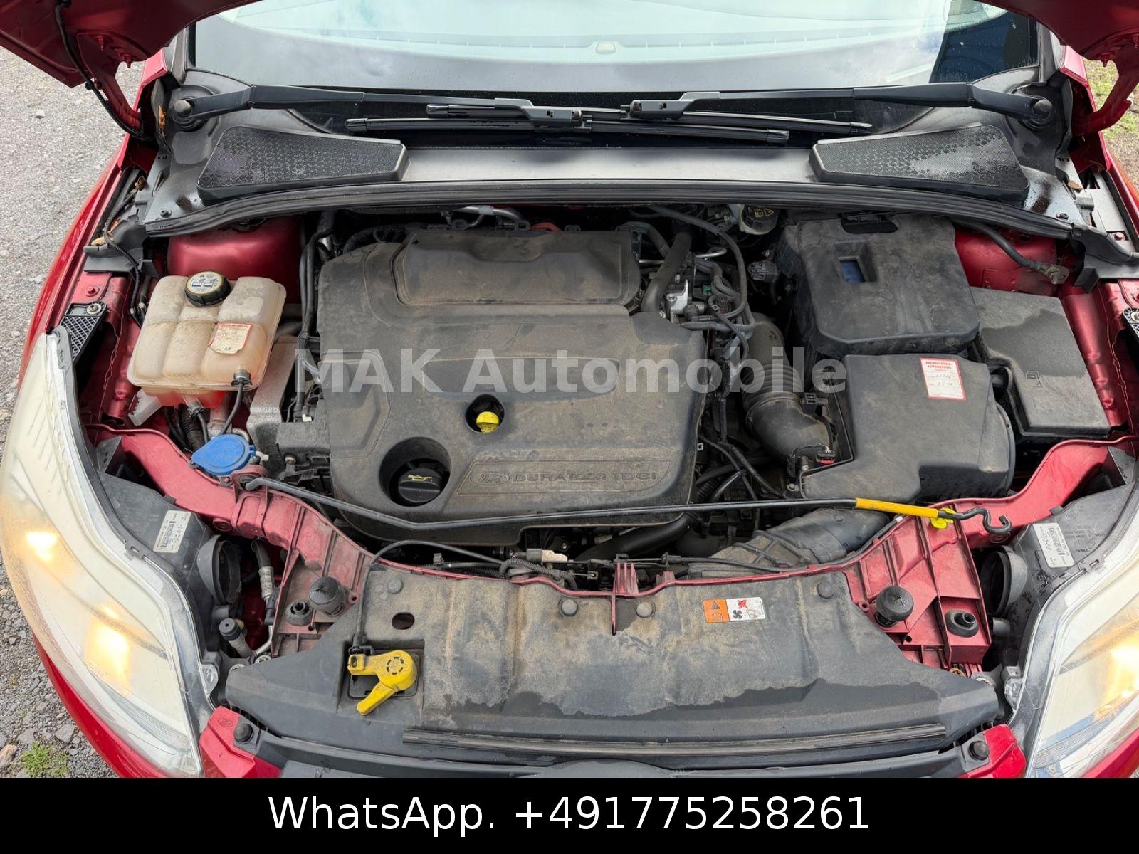 Ford Focus 2014 — фото 19