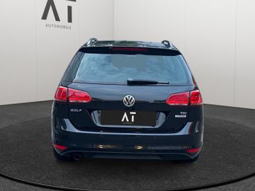 Volkswagen Golf - 4