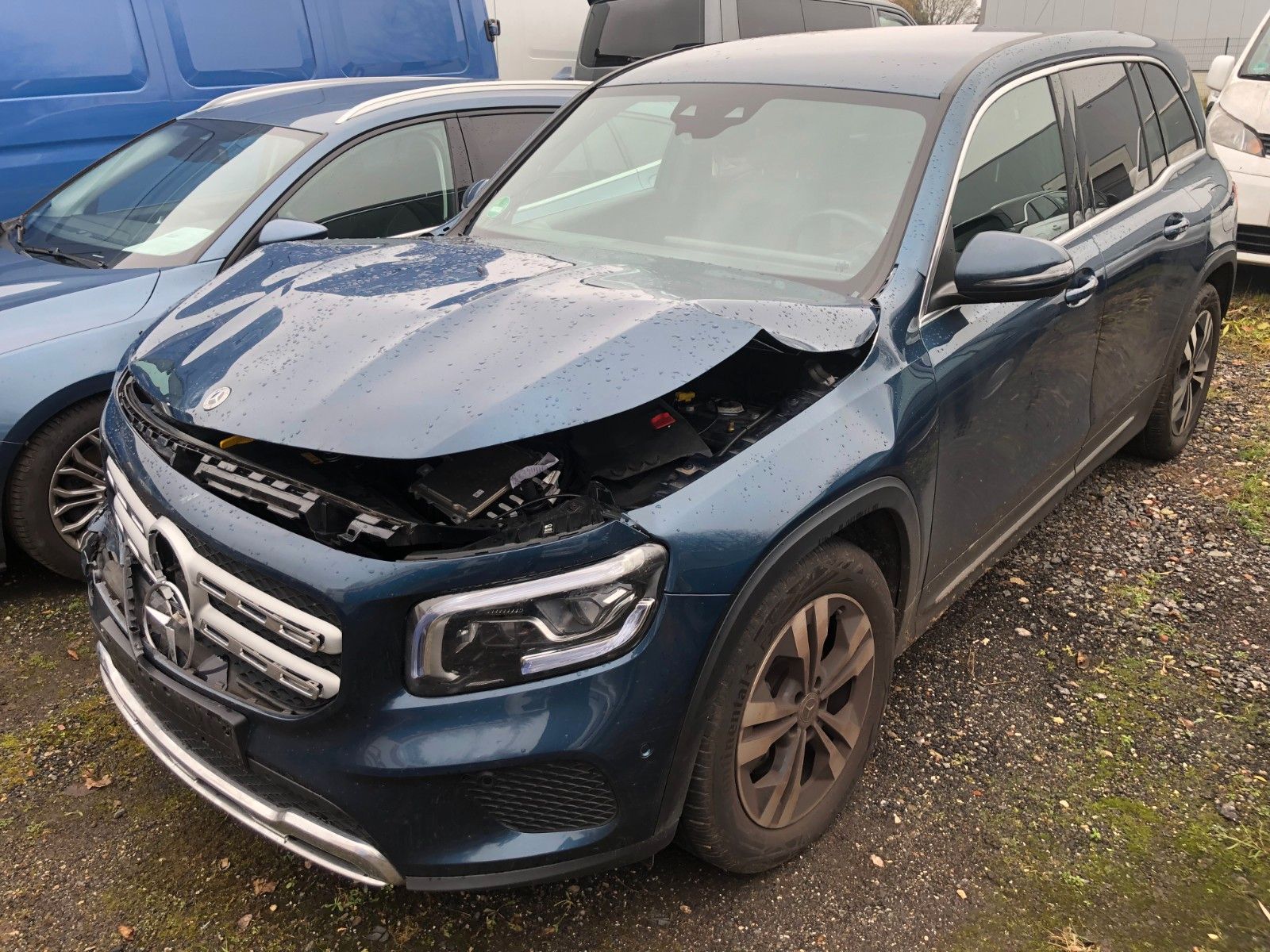 Fahrzeugabbildung Mercedes-Benz GLB 200 GLB GLB 200 d 4Matic Unfallschaden