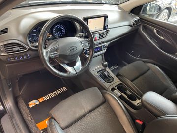 Hyundai i30 cw Premium *ACC*KAMERA*NAVI*SHZ*TEM*TOUCH*