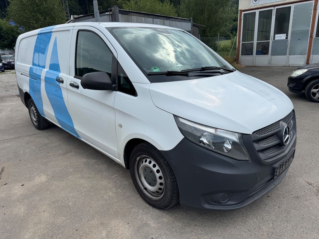Image of Mercedes-Benz Vito