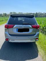 Mitsubishi Outlander PHEV Plus | 1. Hand | Schec - Mitsubishi Plug-in Hybrid Outlander Gebrauchtwagen