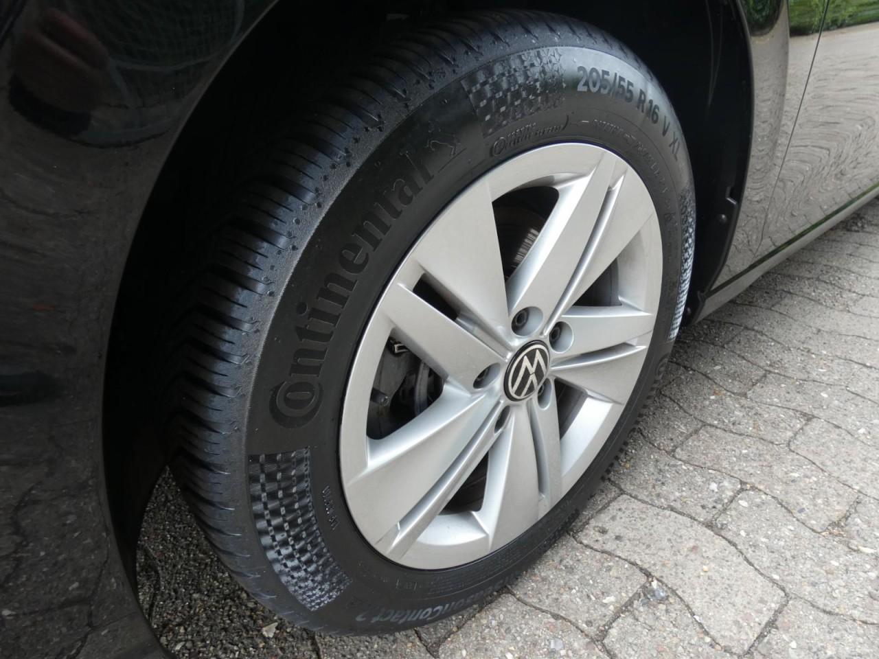 Volkswagen Golf VIII Variant 2.0 TDI DSG Life LED Navi SHZ, миниатюра 14