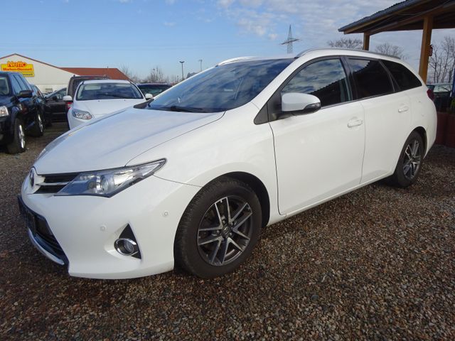 Toyota Auris Touring Sports 2,0-l-D-4D Edition