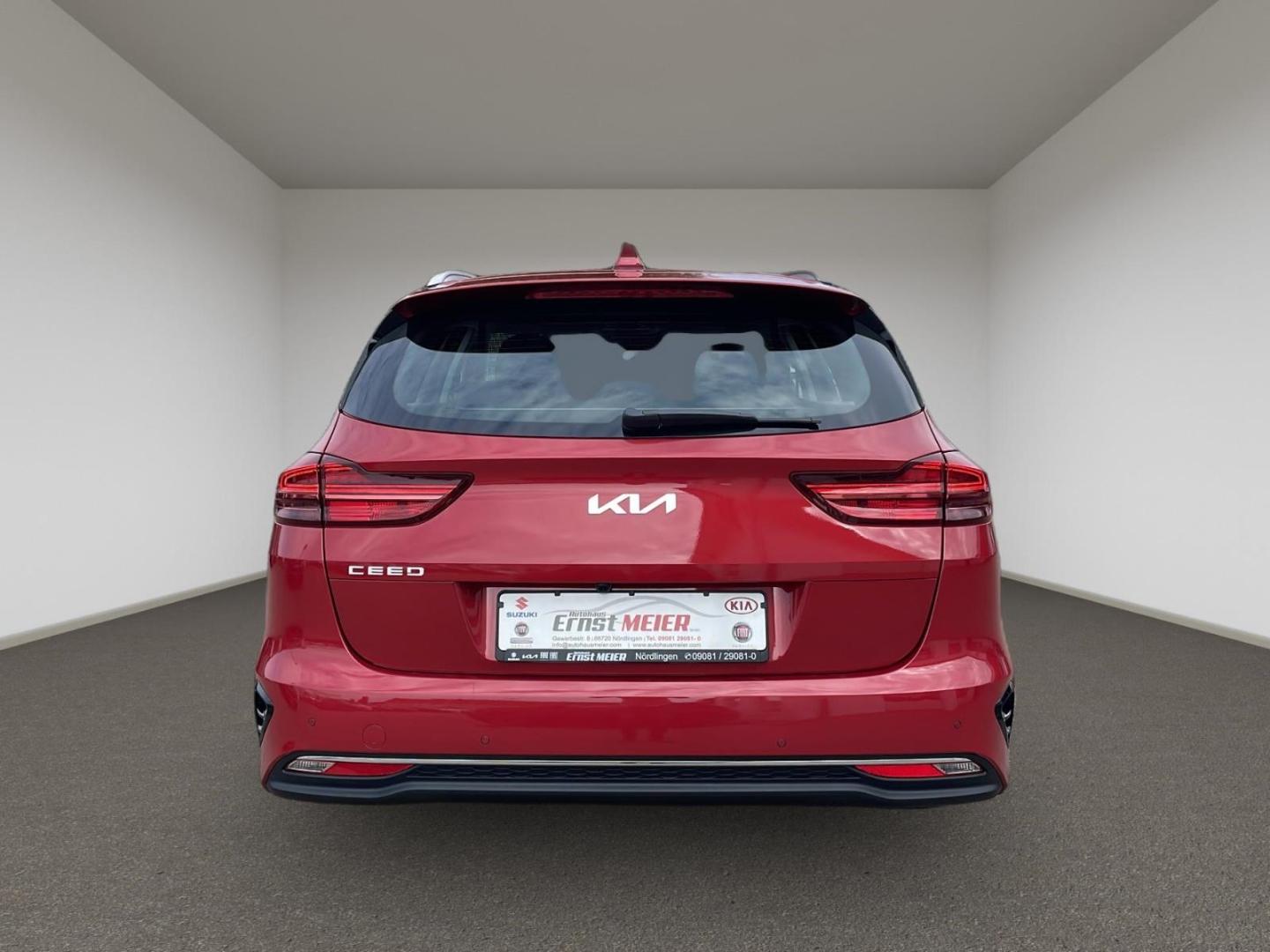 Kia Ceed_sw Spirit 1.5 T-GDI DCT7 Abstand+Tot.Winkel