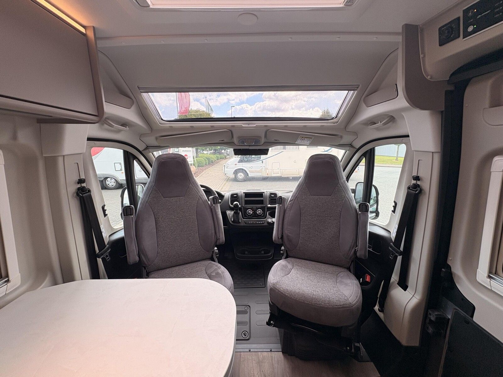 Fahrzeugabbildung Carado pro+ CV 640