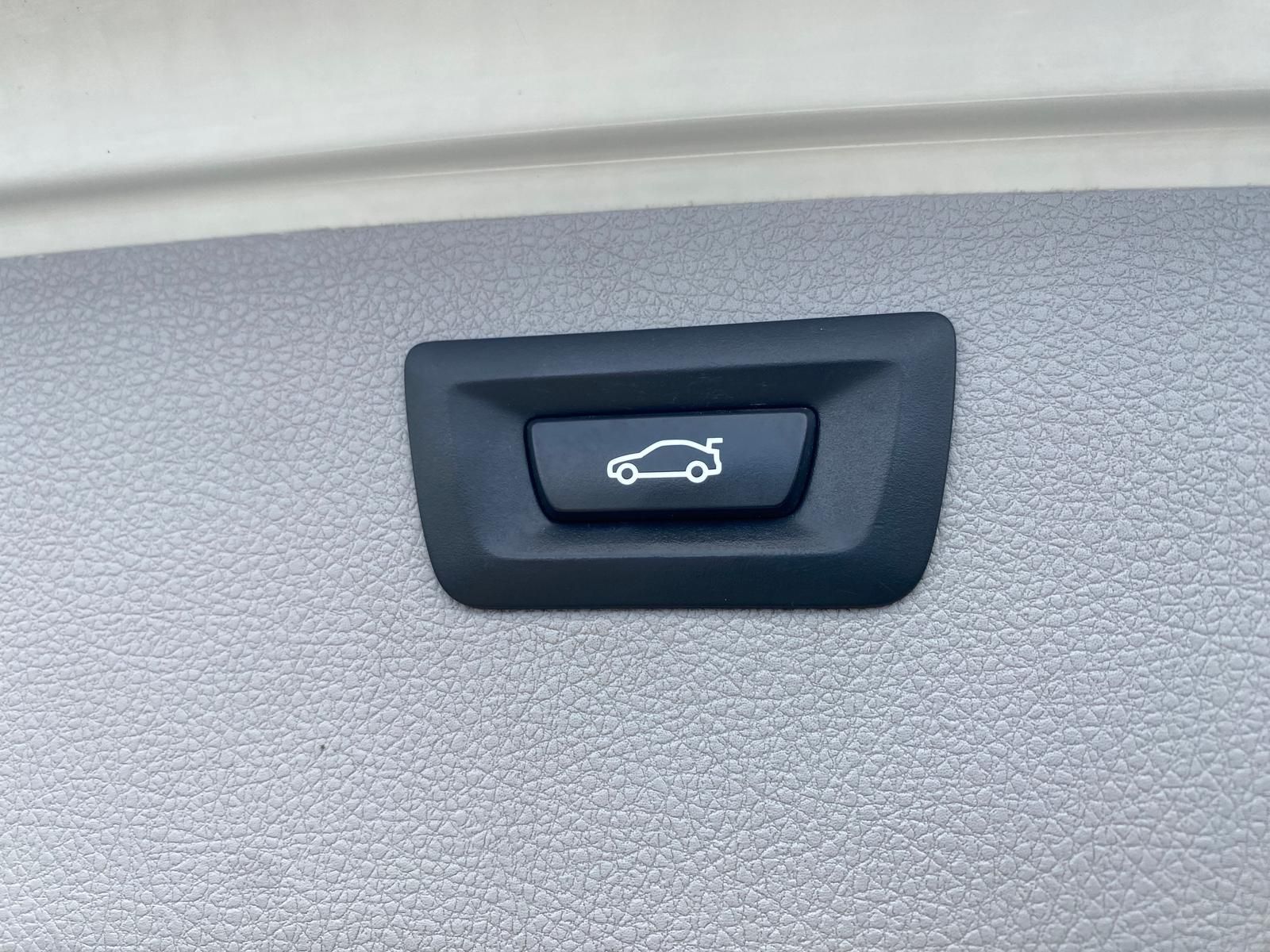 Fahrzeugabbildung BMW 335d xDrive Touring EU6 AHK