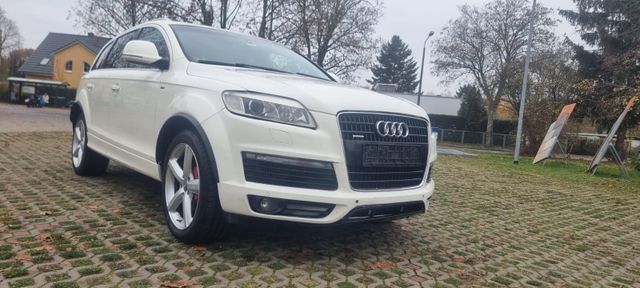 Audi Q7 3.0 TDI quattro-Sline-7xSitzer-Panorama-AHK