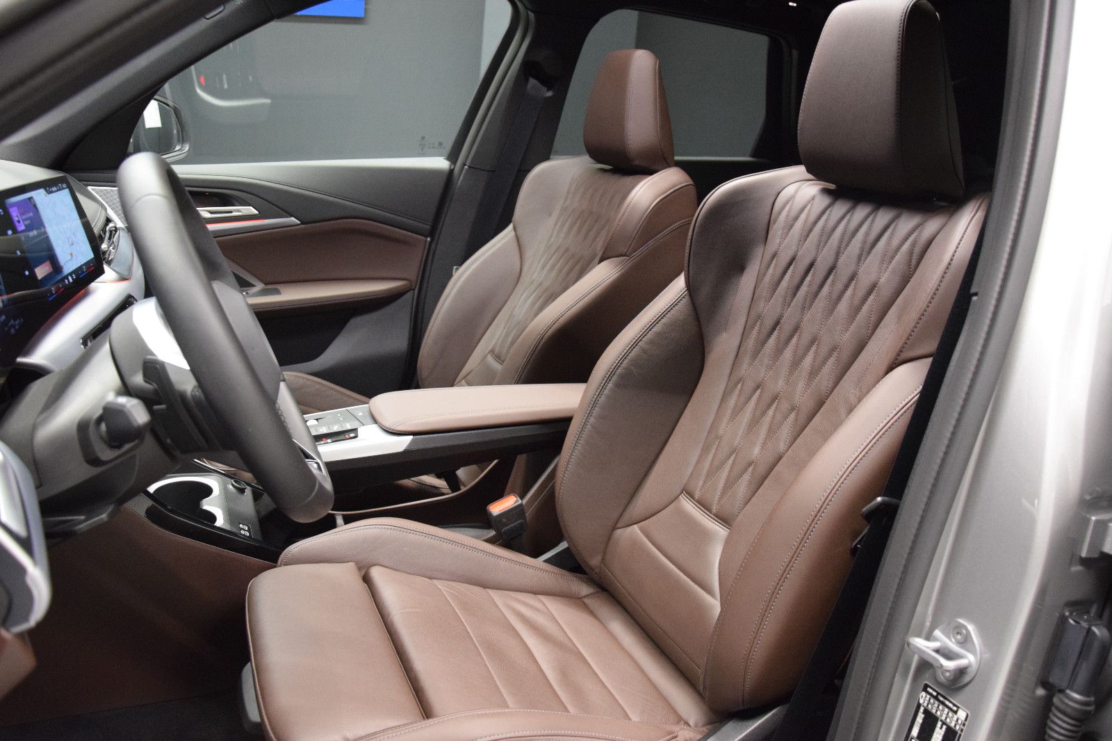 Fahrzeugabbildung BMW X1 23d xDrive M Sport Leder HuD Pano NP: 73.030€