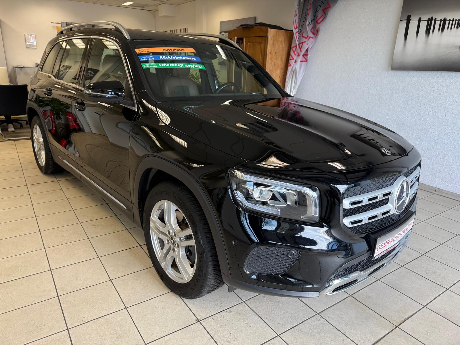 Fahrzeugabbildung Mercedes-Benz GLB 200 / SCHEKCHEFT / LED / NAVI / KAMERA