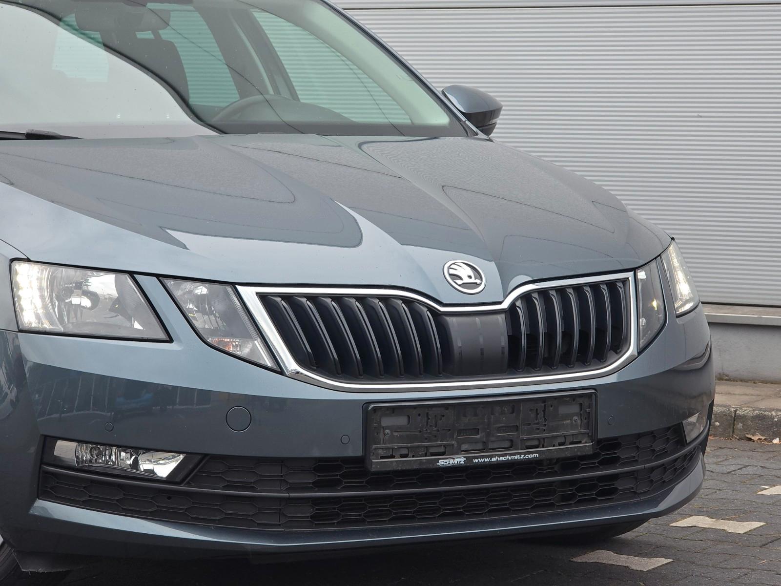 Skoda Octavia Combi +Navi+Sitzheizung+1-Hand