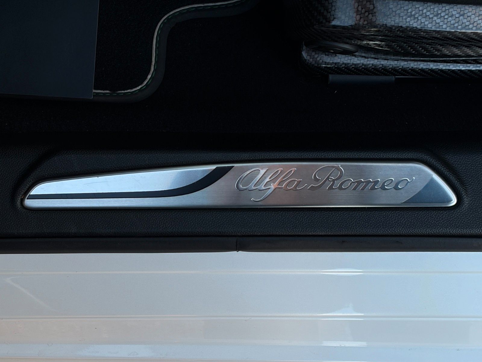 Fahrzeugabbildung Alfa Romeo Giulia Quadrif 2.9 510 Sparco Carbon Schale H&K