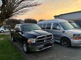 Dodge RAM 1500 HEMI 5,7 V8 , ST - 4X4 - Dodge aus 2012