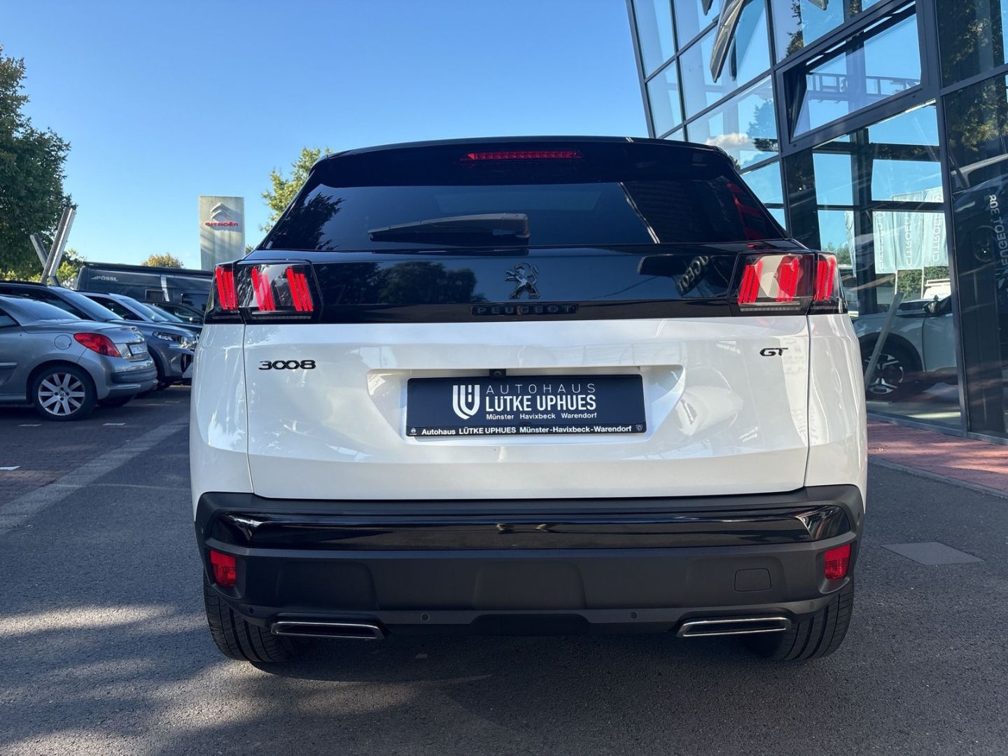 Fahrzeugabbildung Peugeot 3008 GT BlueHDi 130 EAT8 El. Panodach Navi Leder