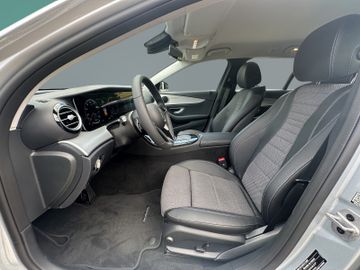 Mercedes E 220 - 10
