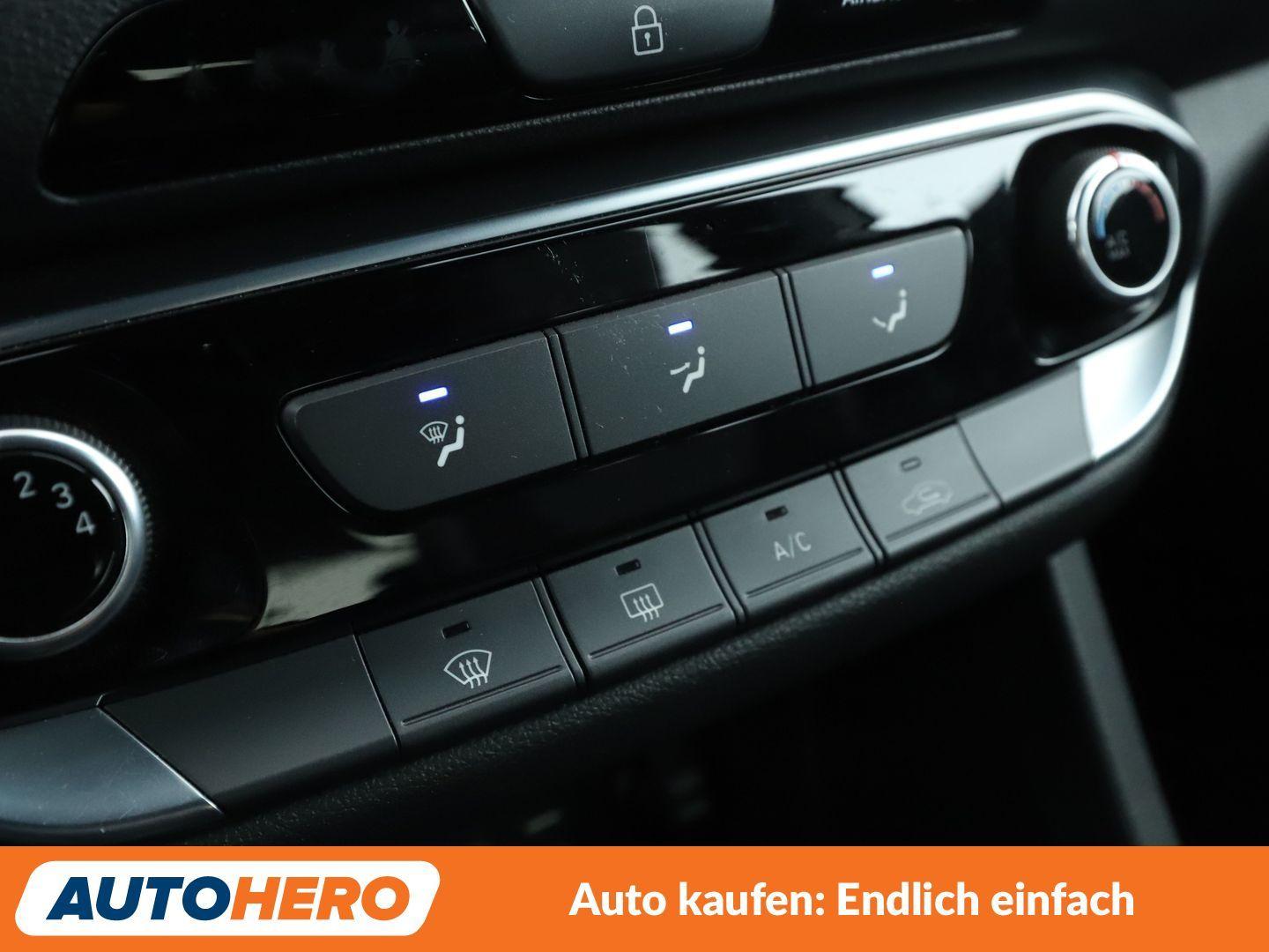 Hyundai i30 1.4 TDGI N-Line Aut.*NAVI*TEMPO*CAM*PDC*SHZ*