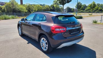 Mercedes GLA 200 - 4