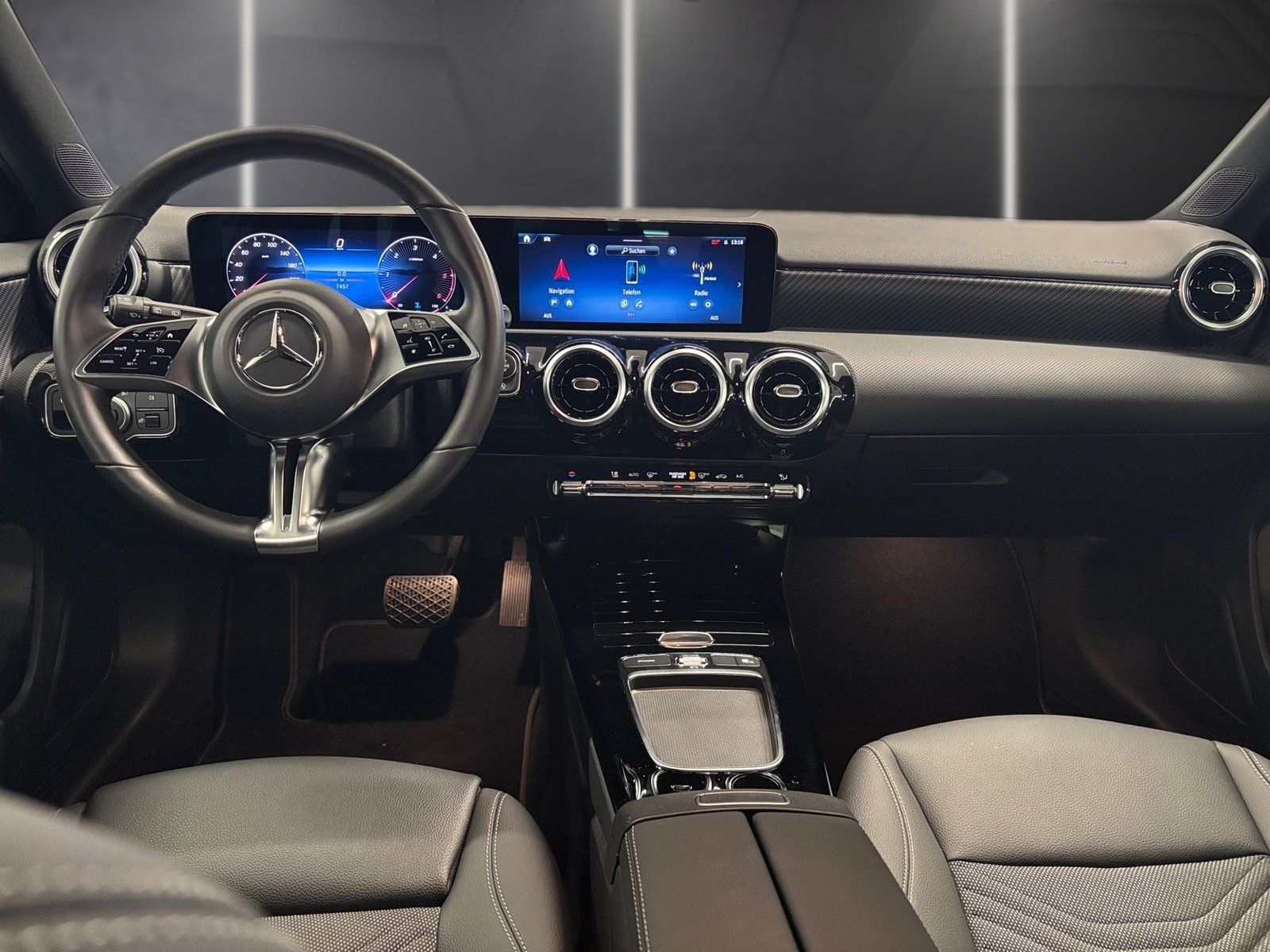 Fahrzeugabbildung Mercedes-Benz A 180 d Progressive*Kamera*LED*CarPlay*SHZ*PDC*