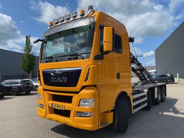 MAN TGX 38 520 8X4/4 CONTAINER TRANSPORT EURO 6