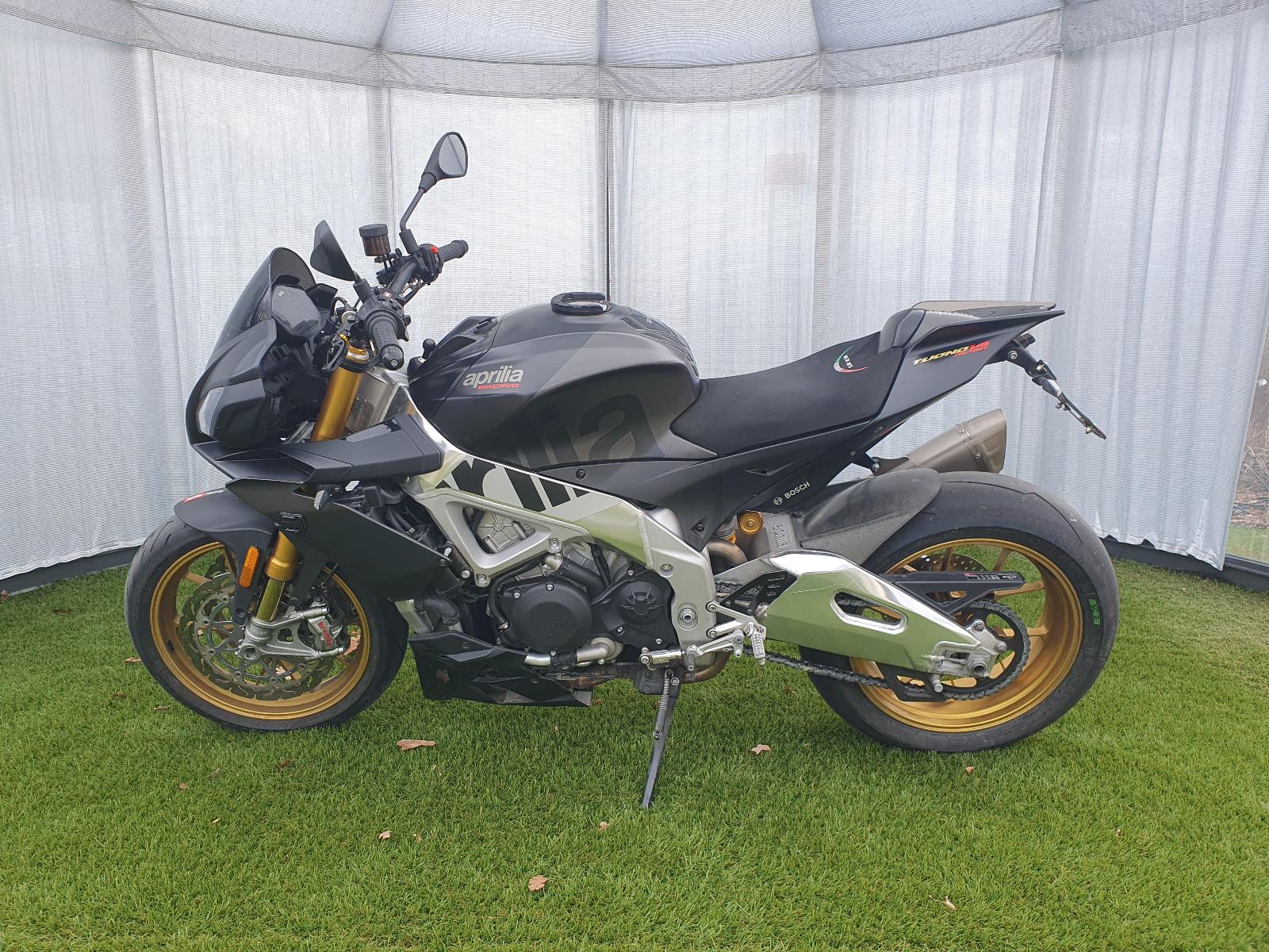 Aprilia V4 1100 Factory