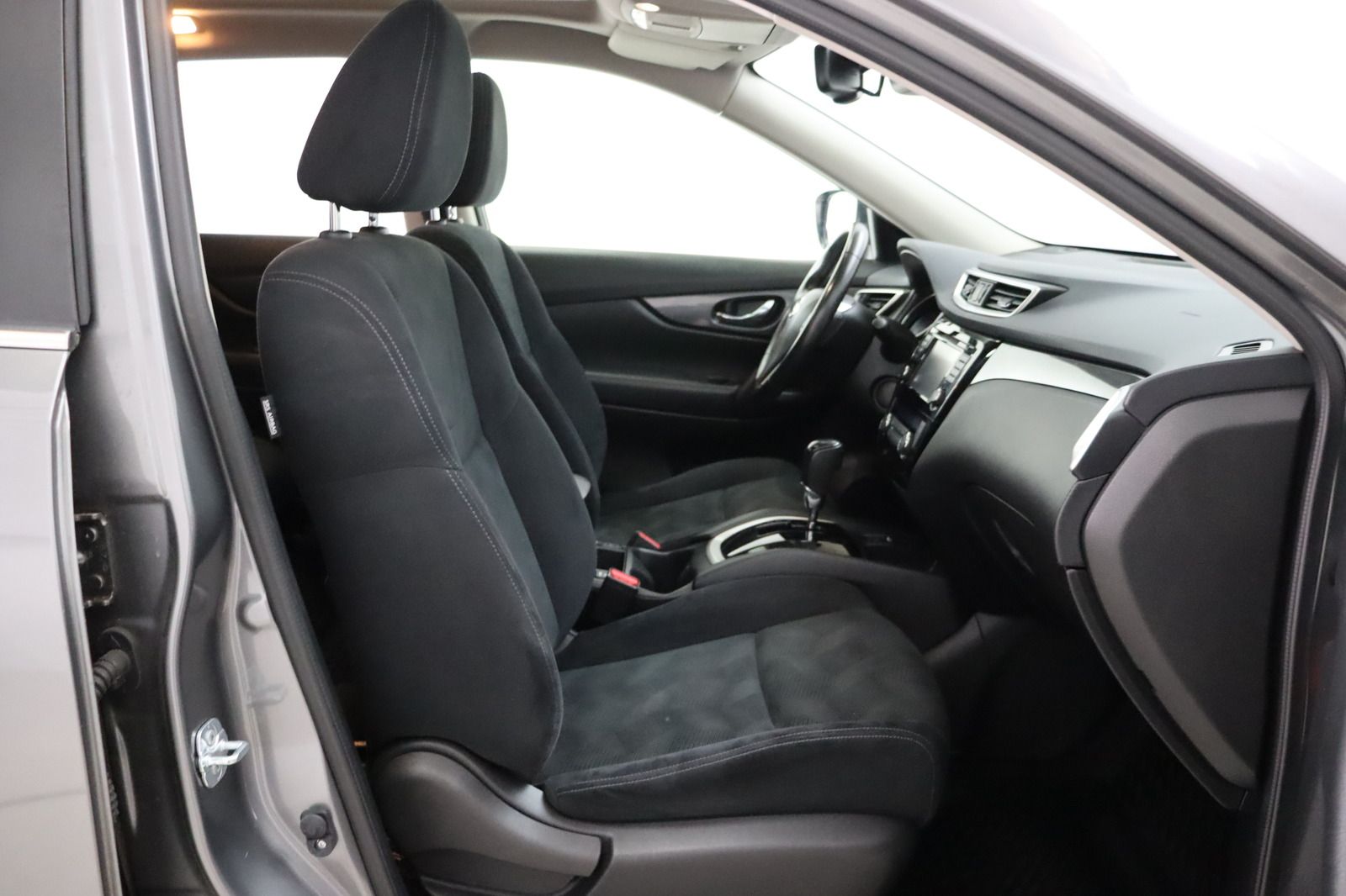 Fahrzeugabbildung Nissan X-Trail 1.6 dCi Automatik
