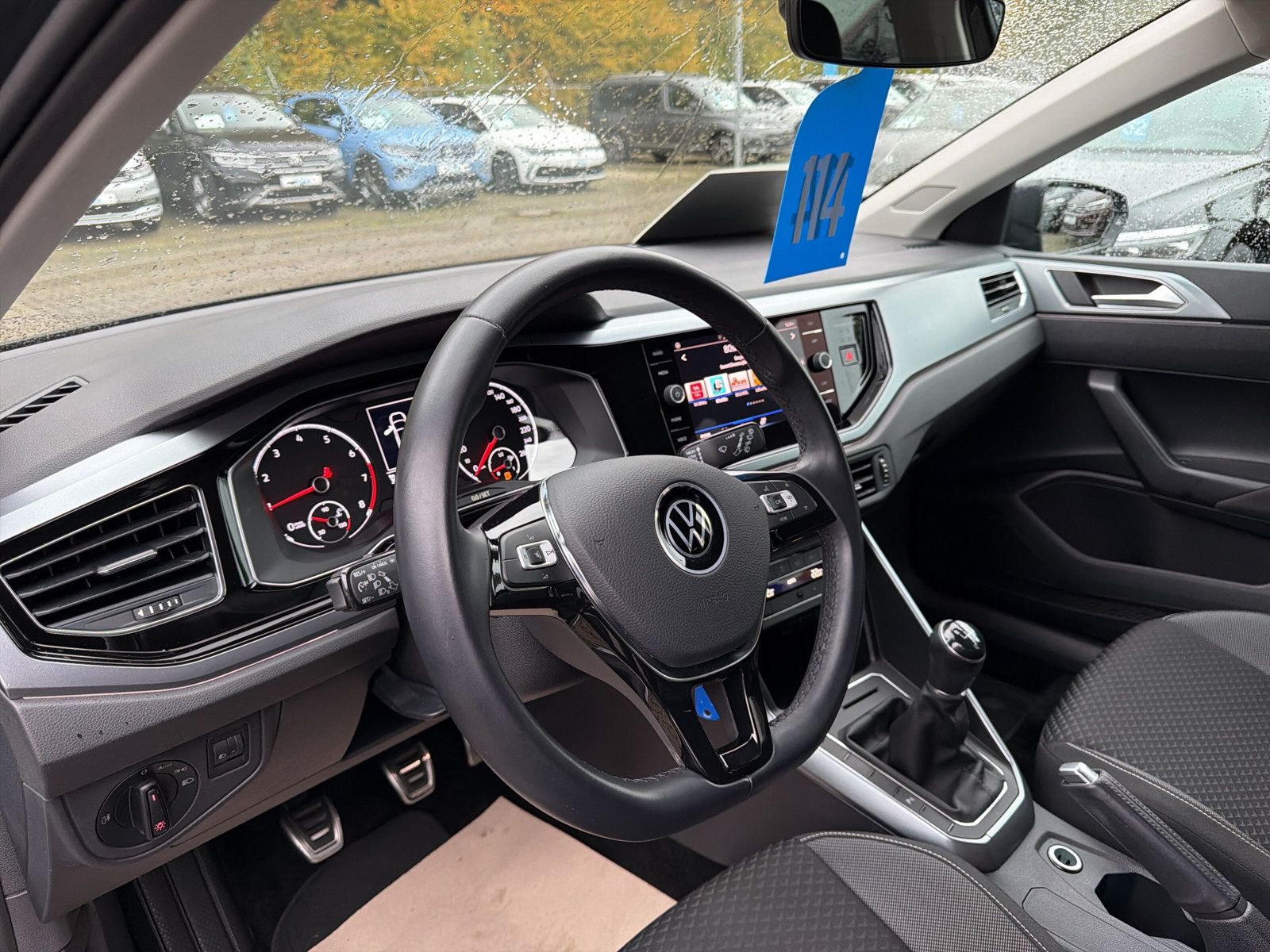 Polo Active TSi Sitzh Apple car Play EPC v.