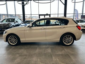 BMW 118 i Edition Sport Line Shad*LED*Navi*Leder*