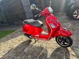 Vespa GTS 300 Super mit Arrow Sportauspuff - VESPA ROT