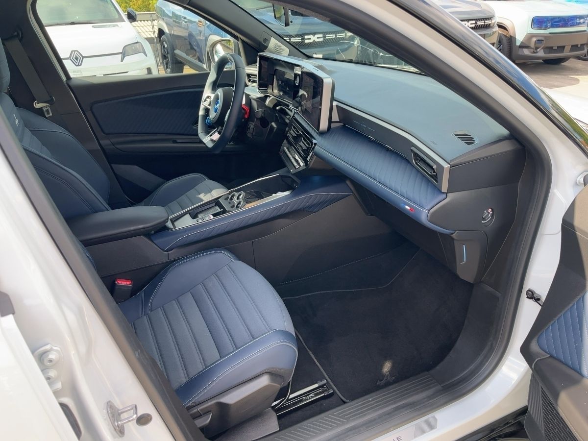 Fahrzeugabbildung Alpine A290 GT Performance Alpine Portal 10,1" - mit KI generiert/bearbeitet