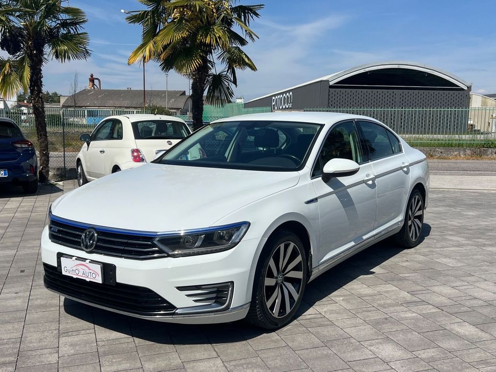 Image of Volkswagen Passat