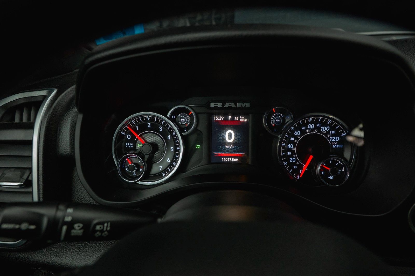 Fahrzeugabbildung Dodge RAM 5.7 V8 HEMI 4x4 OFFROAD Night Limited 19%