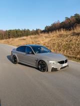 BMW M3 F80 LCI I - BMW M3 mit Benzin-Antrieb: Limousine, Automatik