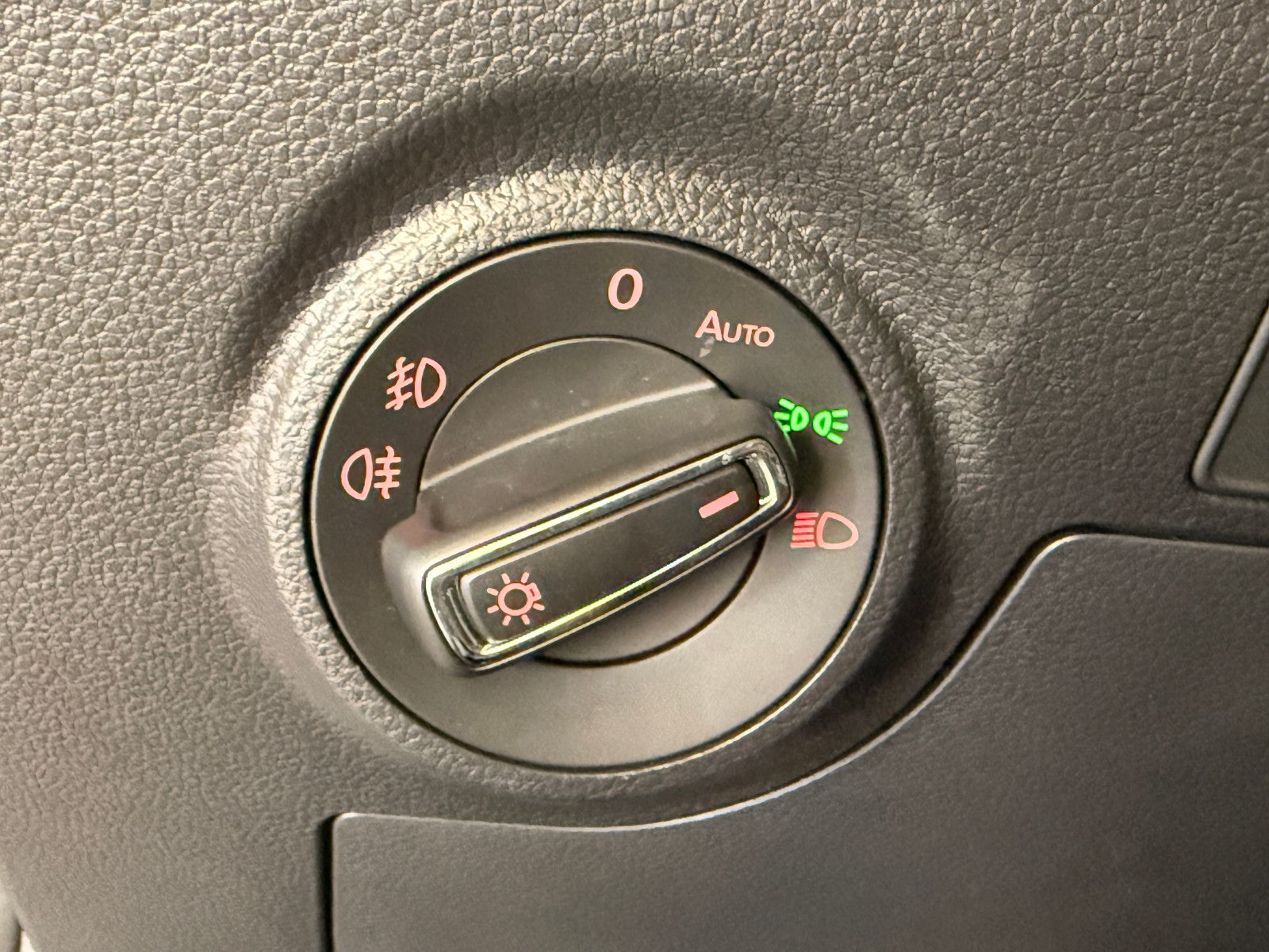 Fahrzeugabbildung SEAT Ibiza FR/ACC/KAMERA/LEDER/APPLE/LED