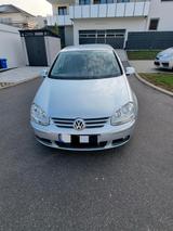 Volkswagen Golf 5 1.4-Benzin/ 8-fach Reifen/ 98.000km - Volkswagen Golf: 98