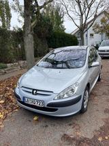 Peugeot 307 1.6 16V 110 - - Peugeot 307 in Stuttgart