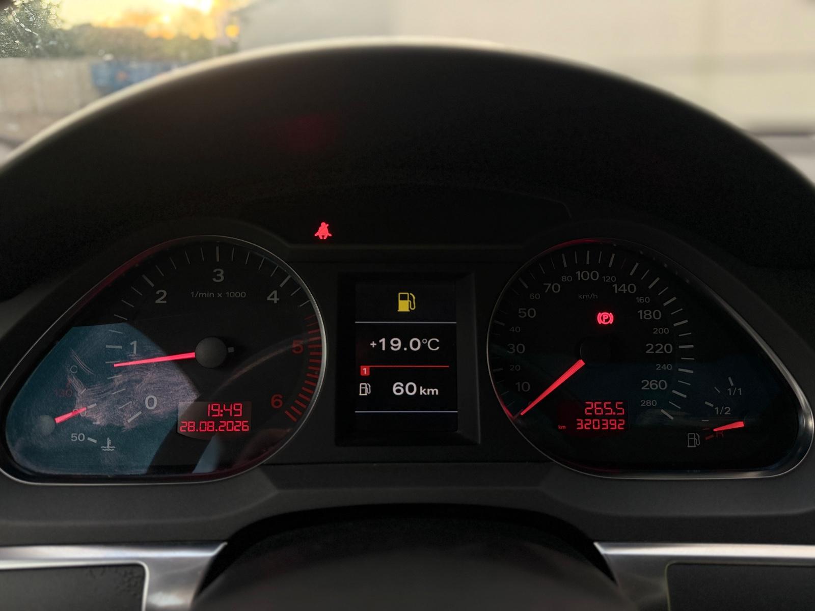 Audi A6 2005 — photo 16